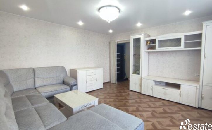2-комн квартира Саяногорск, микрорайон Интернациональный, 8