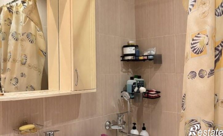 3-комн квартира Саяногорск, микрорайон Заводской, 8