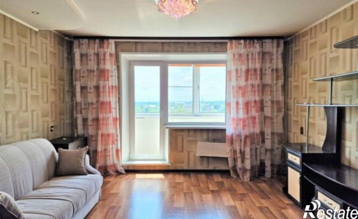 3-комн квартира проспект Космонавтов, 19А,  д. 19А