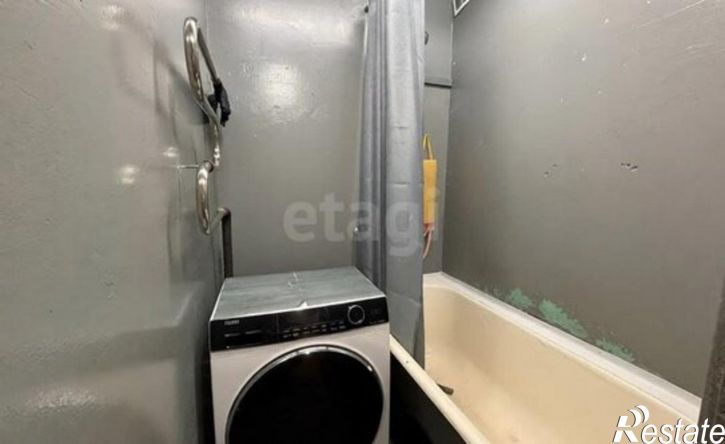 2-комн квартира Черногорск, улица Генерала Тихонова, 27