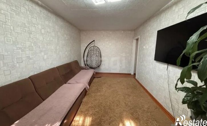 2-комн квартира Черногорск, улица Генерала Тихонова, 27