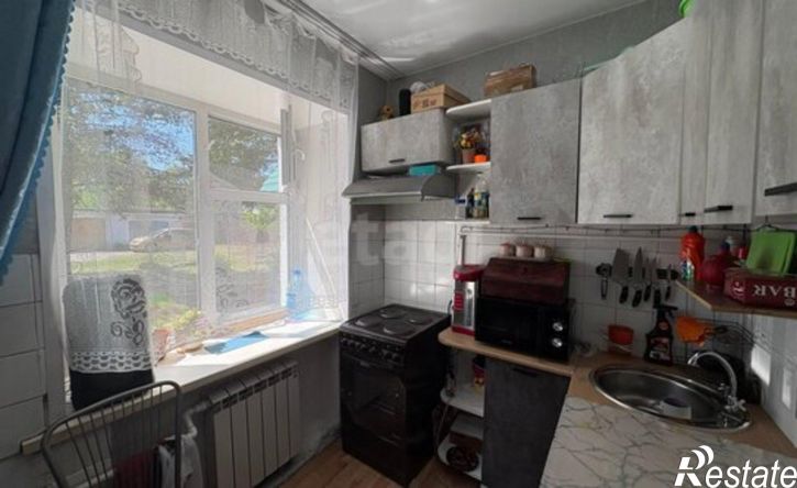 3-комн квартира Черногорск, улица Матросова, 5