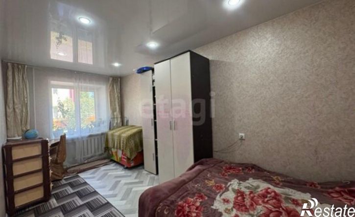 3-комн квартира Черногорск, улица Матросова, 5