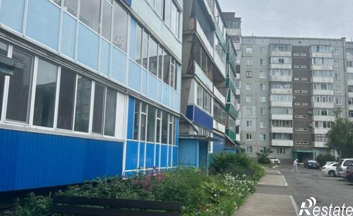 3-комн квартира Саяногорск, микрорайон Интернациональный, 6