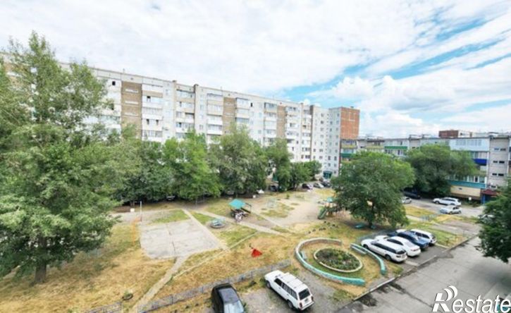 3-комн квартира Саяногорск, микрорайон Ленинградский, 3