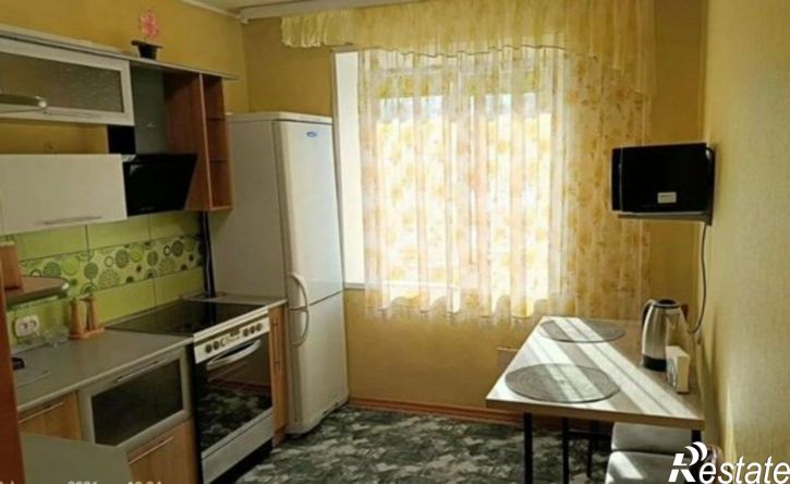 3-комн квартира Саяногорск, микрорайон Интернациональный, 23