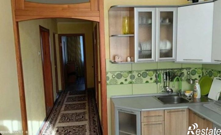 3-комн квартира Саяногорск, микрорайон Интернациональный, 23
