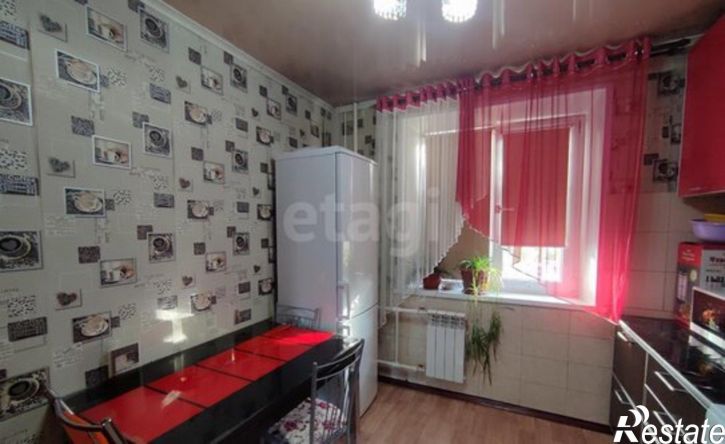 4-комн квартира Черногорск, проспект Космонавтов, 19А