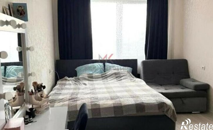 2-комн квартира ул Генерала Тихонова, 17,  д. 17