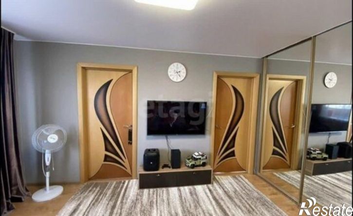 3-комн квартира Черногорск, проспект Космонавтов, 8