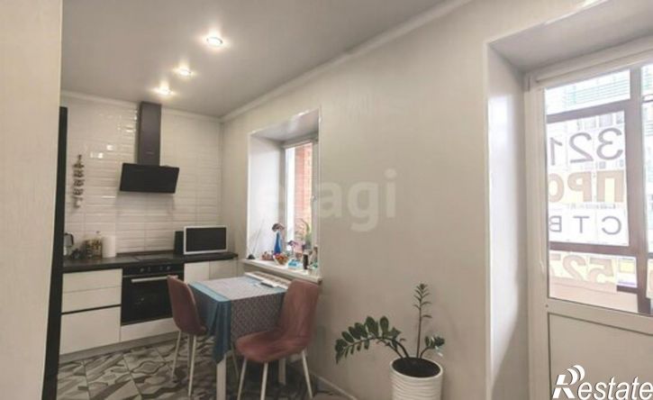3-комн квартира Абакан, улица Авиаторов, 6