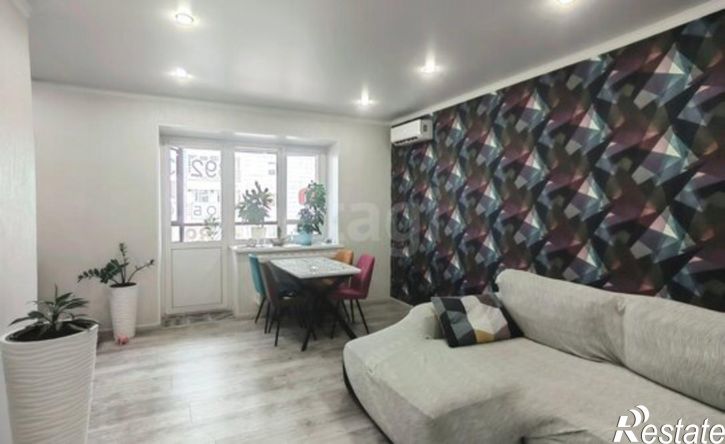 3-комн квартира Абакан, улица Авиаторов, 6