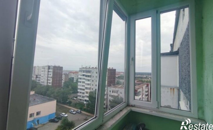 4-комн квартира Саяногорск, микрорайон Центральный, 1
