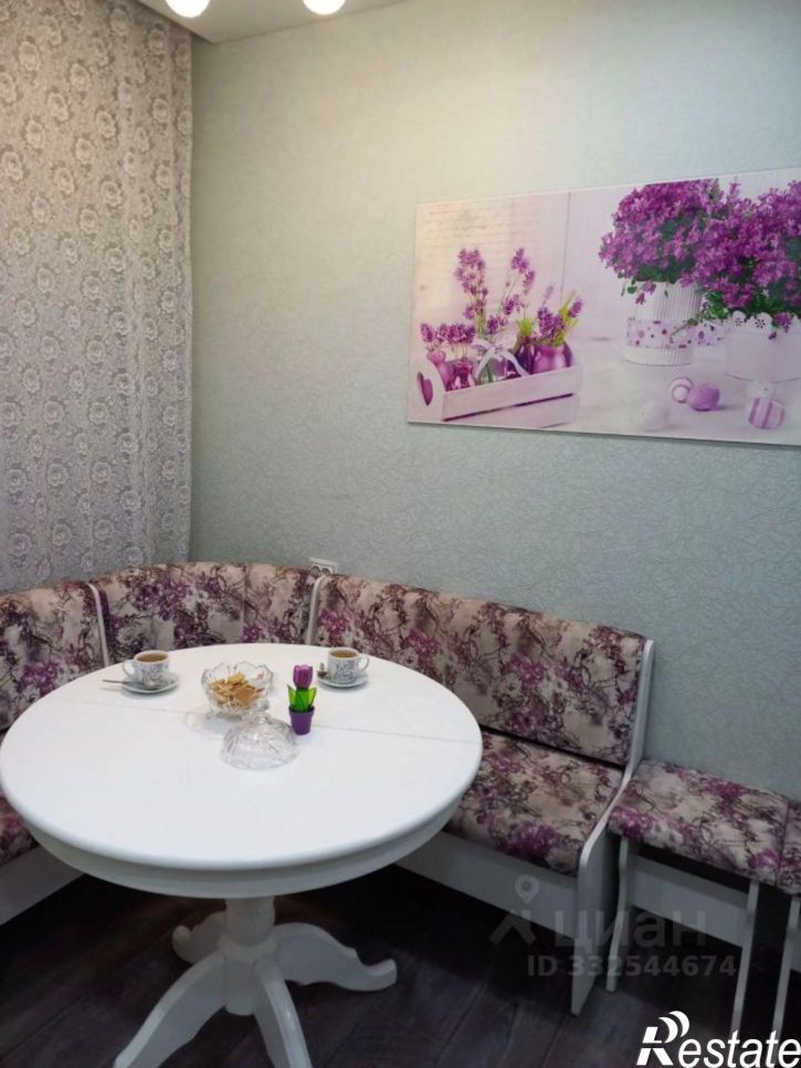 2-комн квартира пр-кт Космонавтов, 18В,  д. 18В