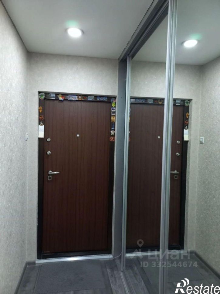 2-комн квартира пр-кт Космонавтов, 18В,  д. 18В