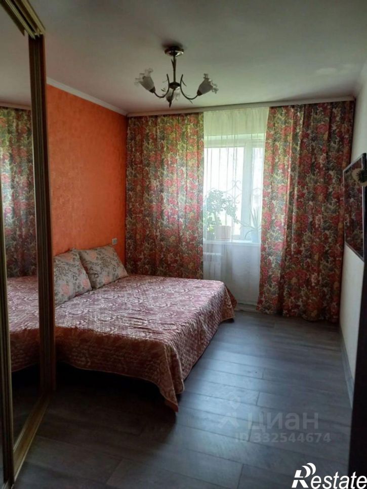 2-комн квартира пр-кт Космонавтов, 18В,  д. 18В