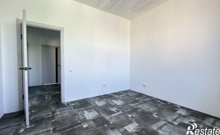 3-комн квартира Саяногорск, микрорайон Ленинградский, 53