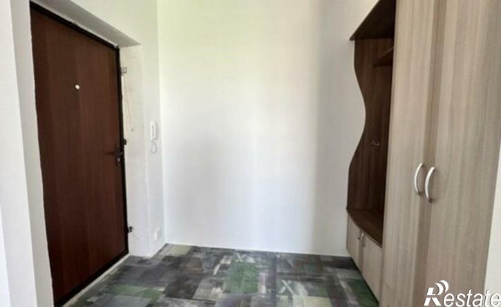 3-комн квартира Саяногорск, микрорайон Ленинградский, 53