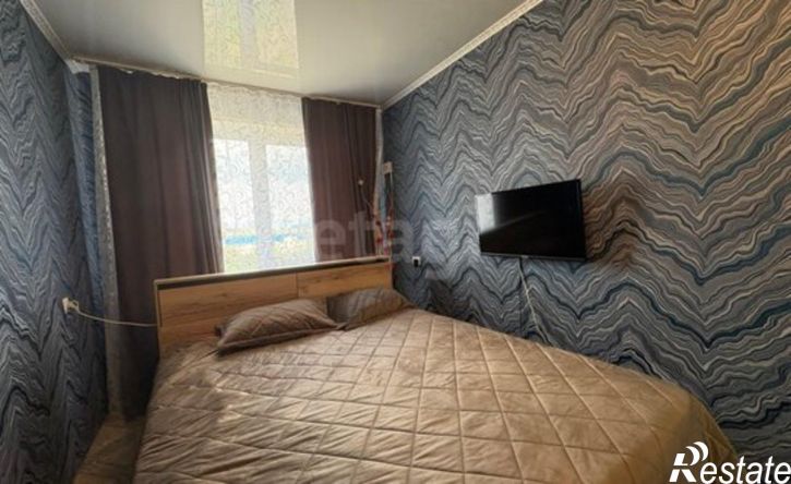 2-комн квартира Черногорск, улица Калинина, 32