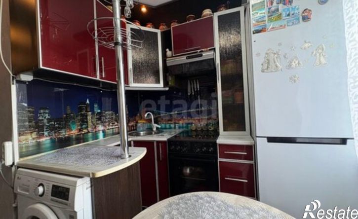 2-комн квартира Черногорск, улица Калинина, 32