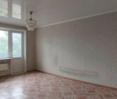 3-комн, 62кв м, этаж 2/5 пр-кт Космонавтов, 26А