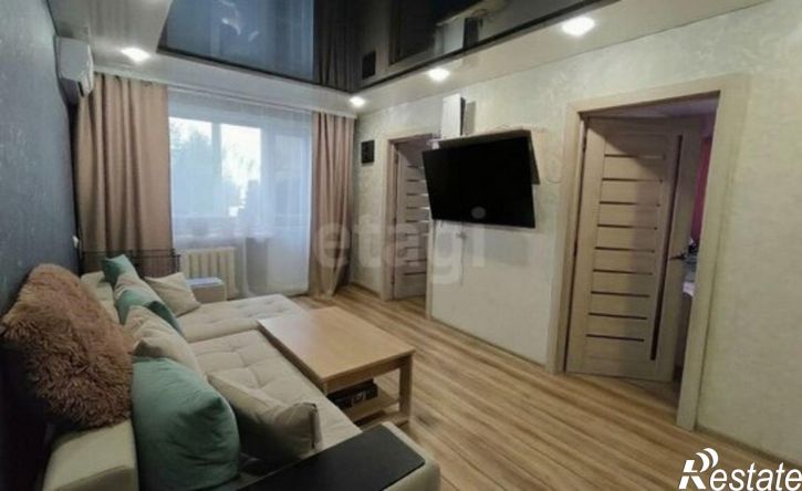 4-комн квартира пр-кт Космонавтов, 44В,  д. 44В