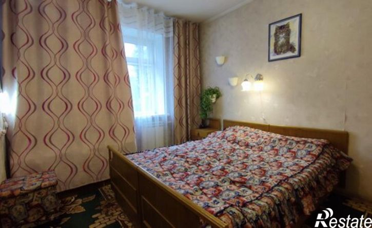 3-комн квартира Саяногорск, микрорайон Интернациональный, 7