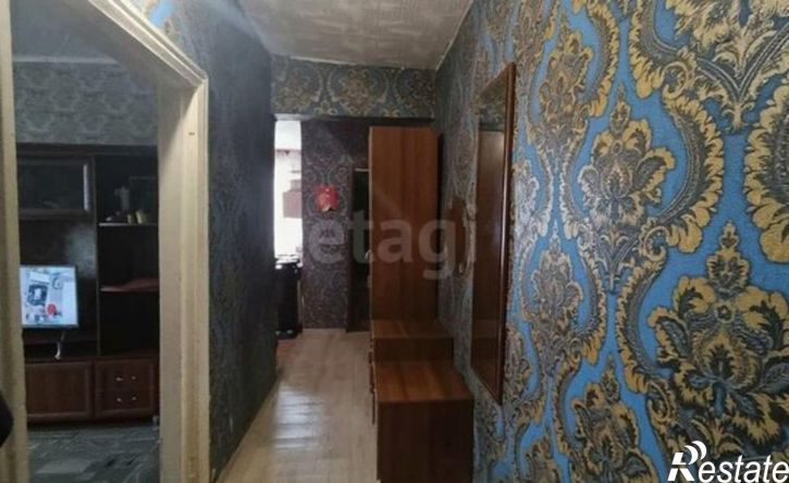 2-комн квартира Черногорск, Заводская улица, 16