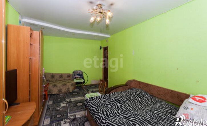 4-комн квартира Абакан, улица Вяткина, 49
