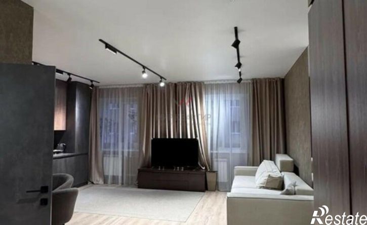 4-комн квартира Абакан, улица Авиаторов, 8