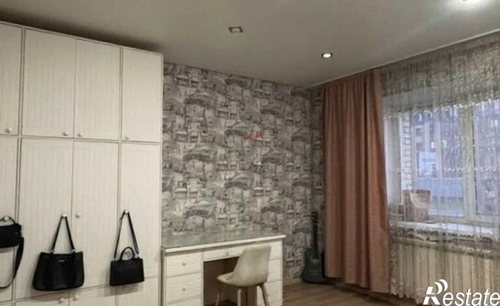 4-комн квартира Абакан, улица Авиаторов, 8