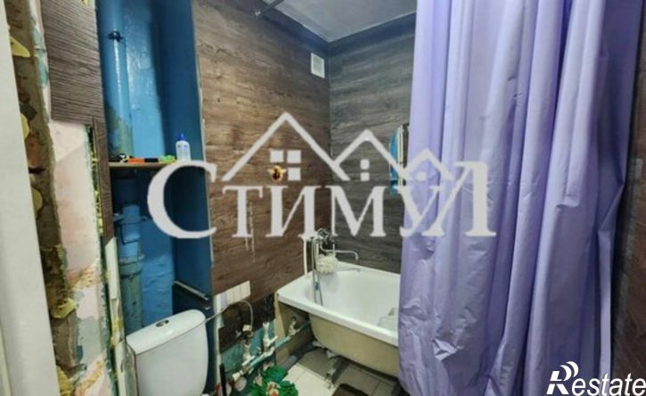 2-комн квартира ул 50 лет Октября, 3,  д. 3