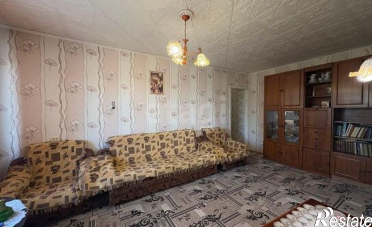 4-комн квартира Черногорск, улица Калинина, 30