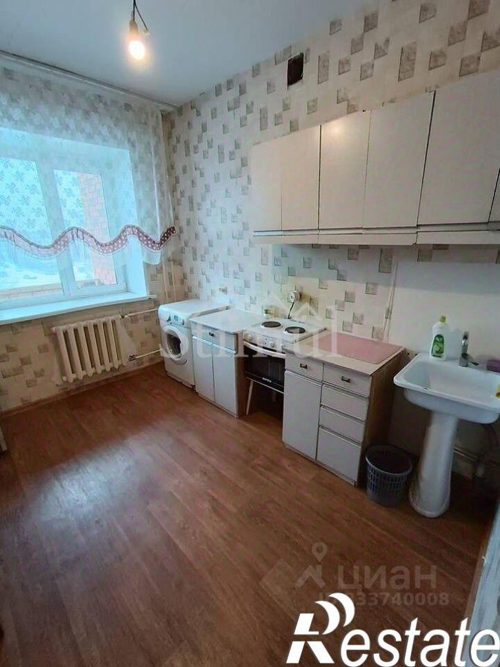 1-комн квартира улица Генерала Тихонова, 4В,  д. 4В