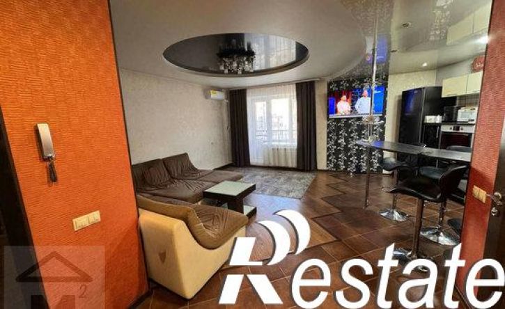 2-комн квартира проспект Космонавтов, 1В,  д. 1В
