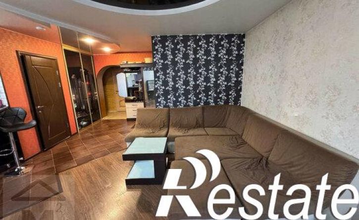 2-комн квартира проспект Космонавтов, 1В,  д. 1В