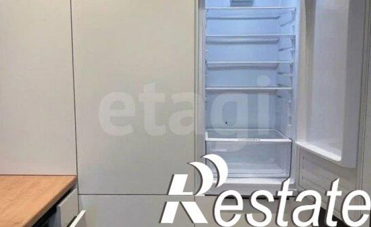 3-комн квартира улица Генерала Тихонова, 11Б,  д. 11Б
