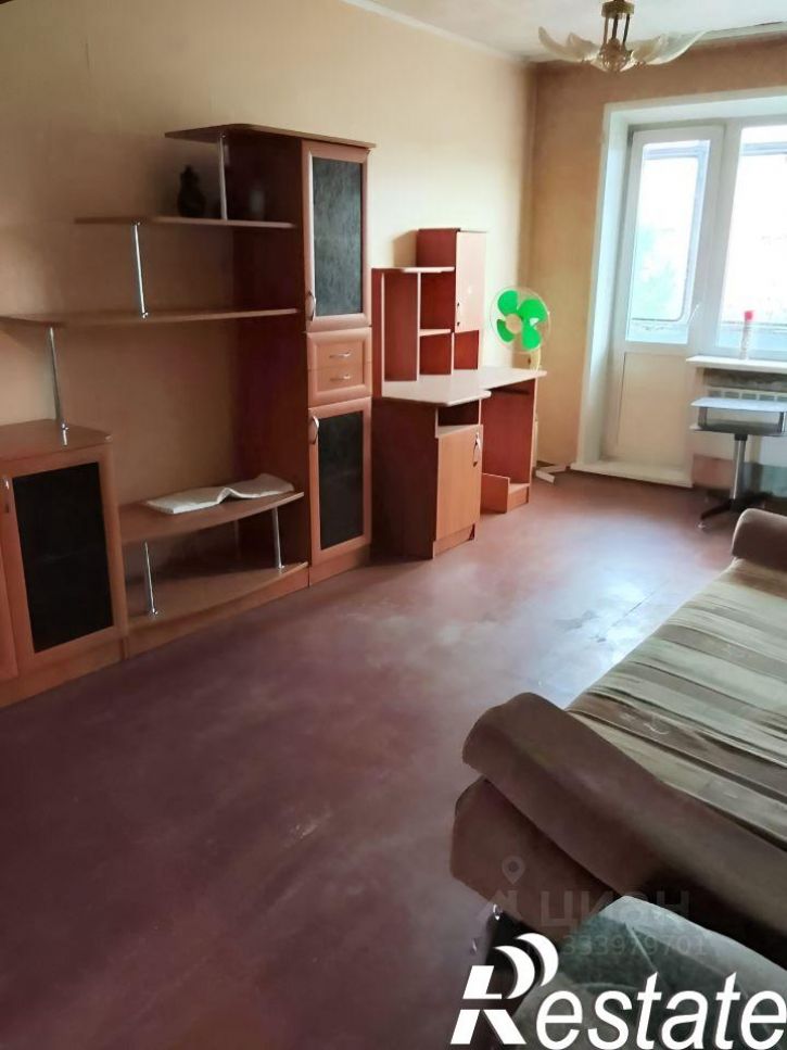 2-комн квартира улица Генерала Тихонова, 27,  д. 27
