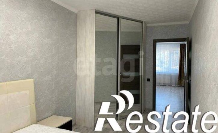 2-комн квартира проспект Космонавтов, 13,  д. 13