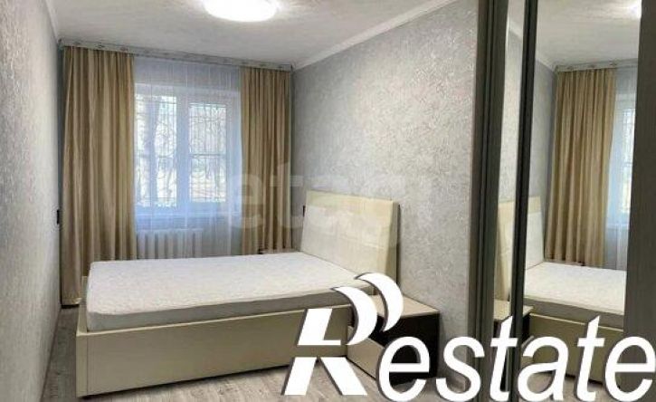 2-комн квартира проспект Космонавтов, 13,  д. 13