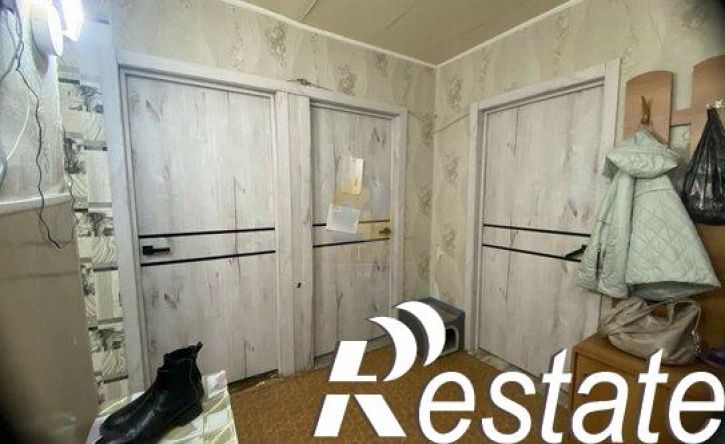 3-комн квартира улица Генерала Тихонова, 31,  д. 31