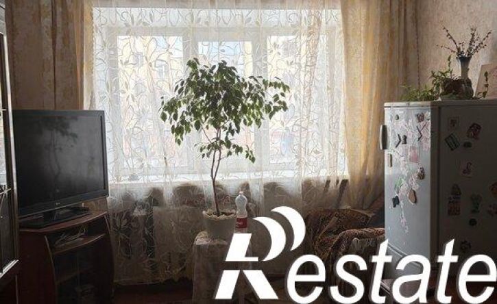 3-комн квартира улица 50 лет Октября, 9,  д. 9