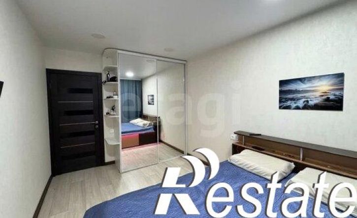 2-комн квартира проспект Космонавтов, 1,  д. 1