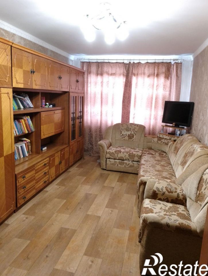 3-комн квартира Пр.Космонавтов, 37