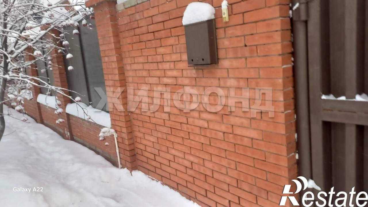 Купить дачу, дом, коттедж за 14 300 000 рублей на Студенческая ул.
