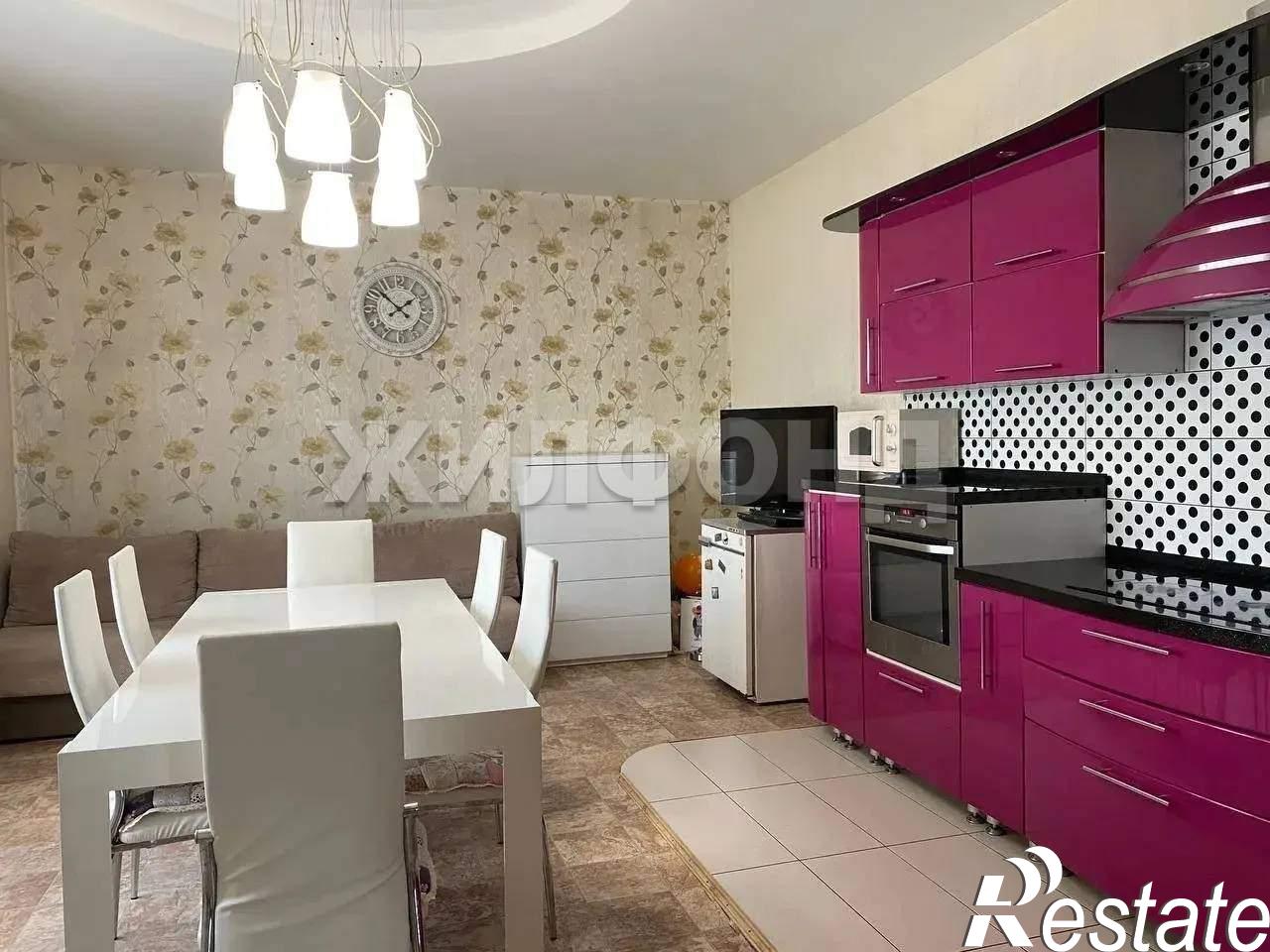 Купить дачу, дом, коттедж за 12 600 000 рублей на Сибирская ул., д.4