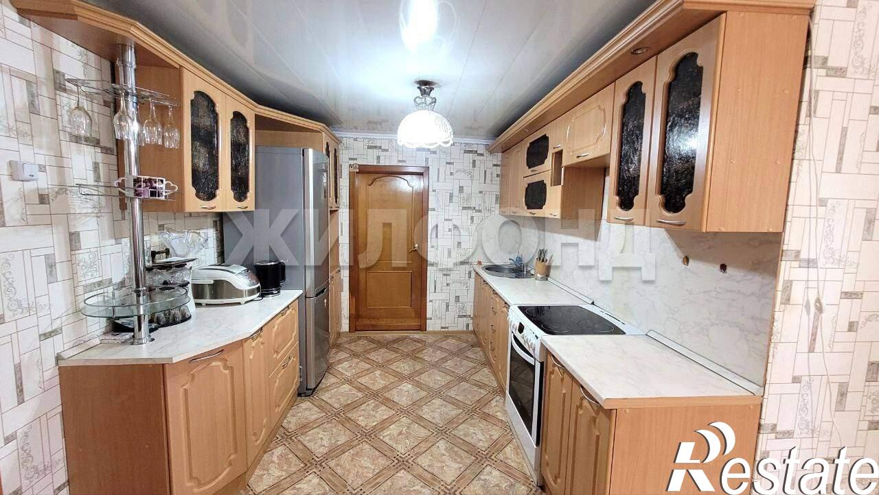 Купить дачу, дом, коттедж за 4 650 000 рублей на Победы ул.