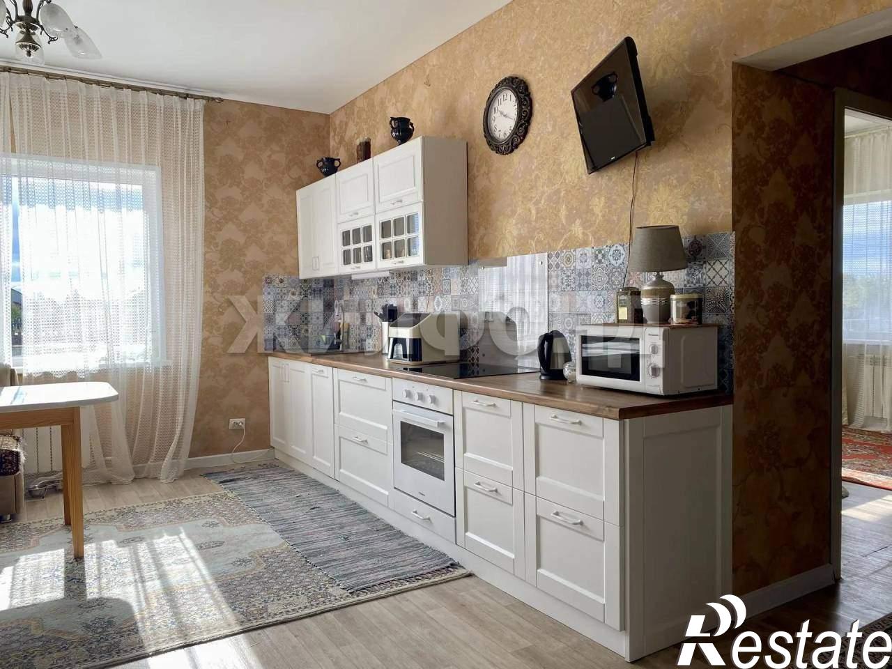 Купить дачу, дом, коттедж за 9 100 000 рублей на Солнечная ул.