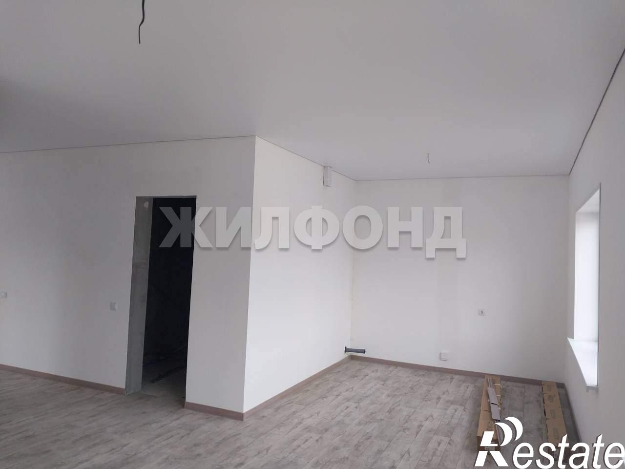 Купить дачу, дом, коттедж за 5 300 000 рублей на Тепличная ул.