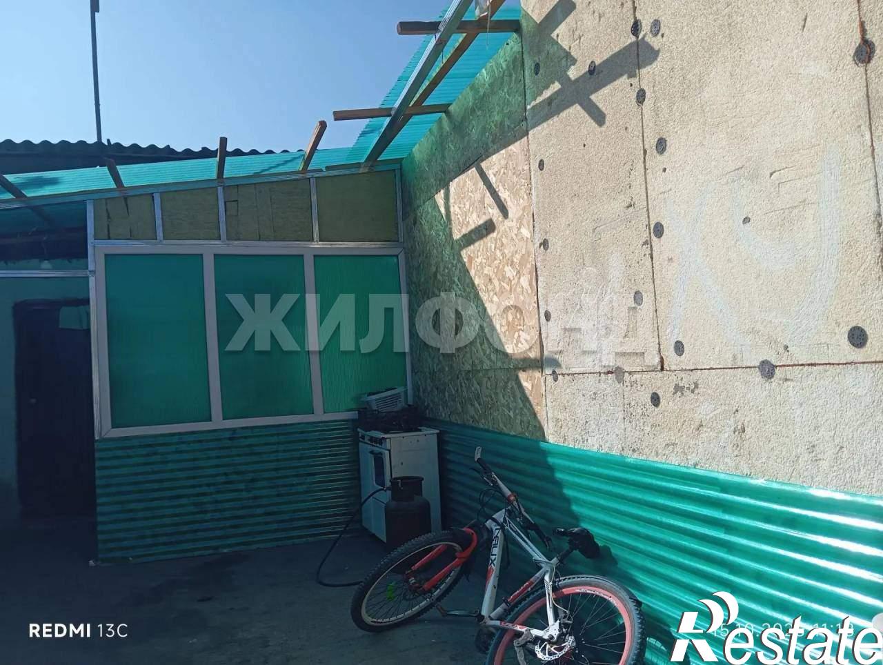 Купить дачу, дом, коттедж за 4 450 000 рублей на Трактовая ул.